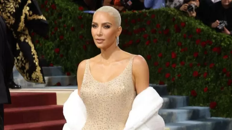 Kim Kardashian’s Met Gala 2022 Comments on Weight Loss Are Harmful and Unnecessary | Teen Vogue