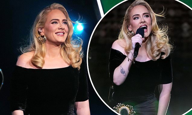 Adele reveals she enjoys long walks as she maintains her 100lbs weight loss | Daily Mail Online