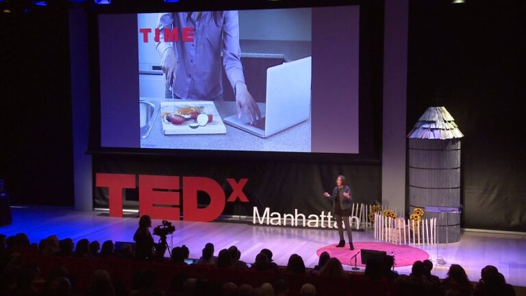 How small changes in food choice can make BIG everyday differences | Stefanie Sacks | TEDxManhattan